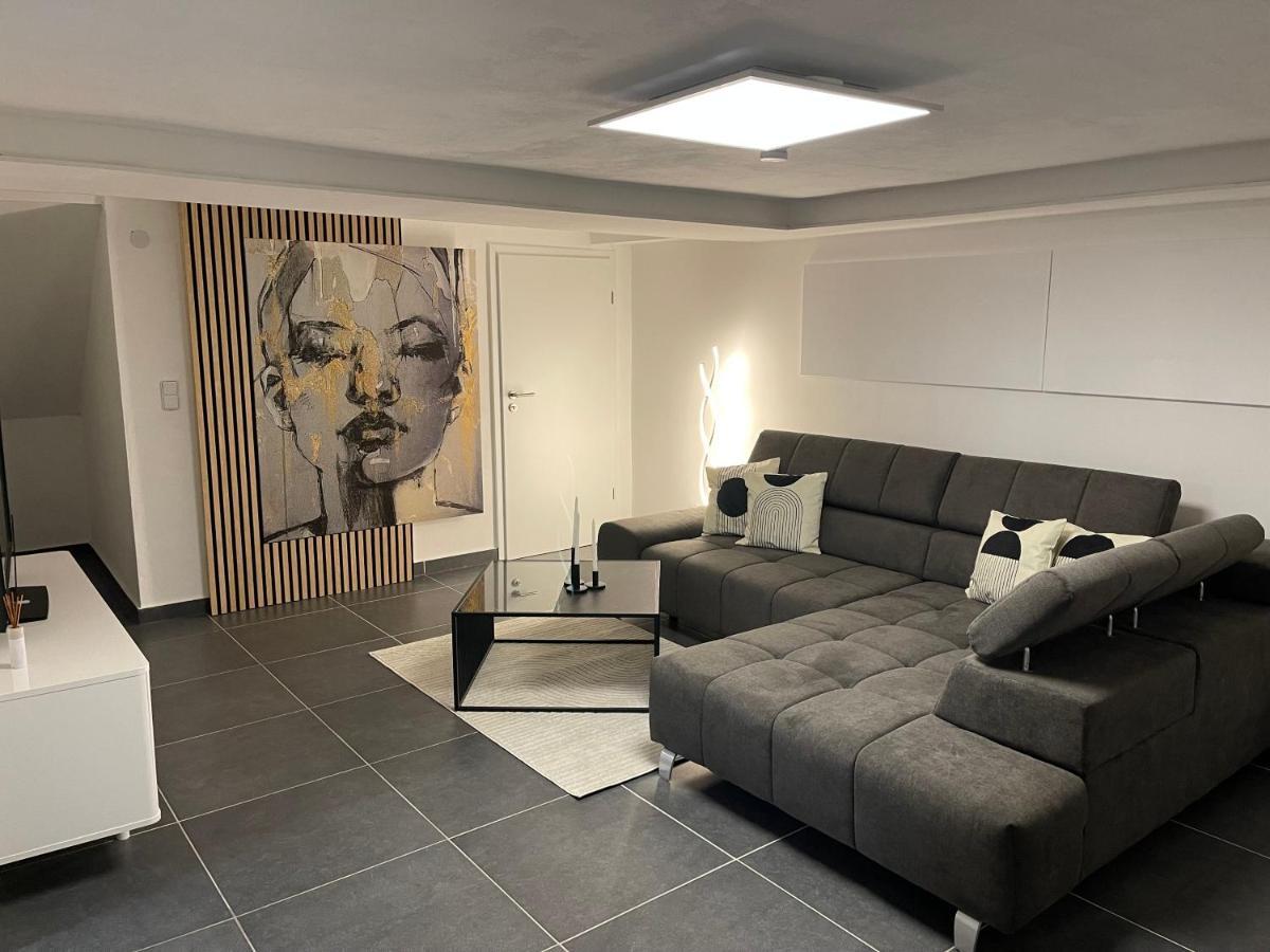 Stilvolles Designappartment Mit Terasse & Garten Im Idylischem Bindlach Bagian luar foto